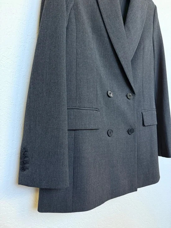 Aritzia Margaux Blazer - Picture 3 of 5